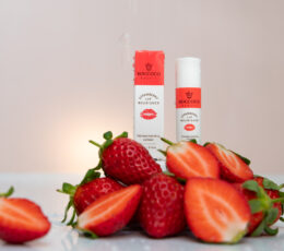 Roccoco Botanicals Strawberry Lip Nourisher  4.5g